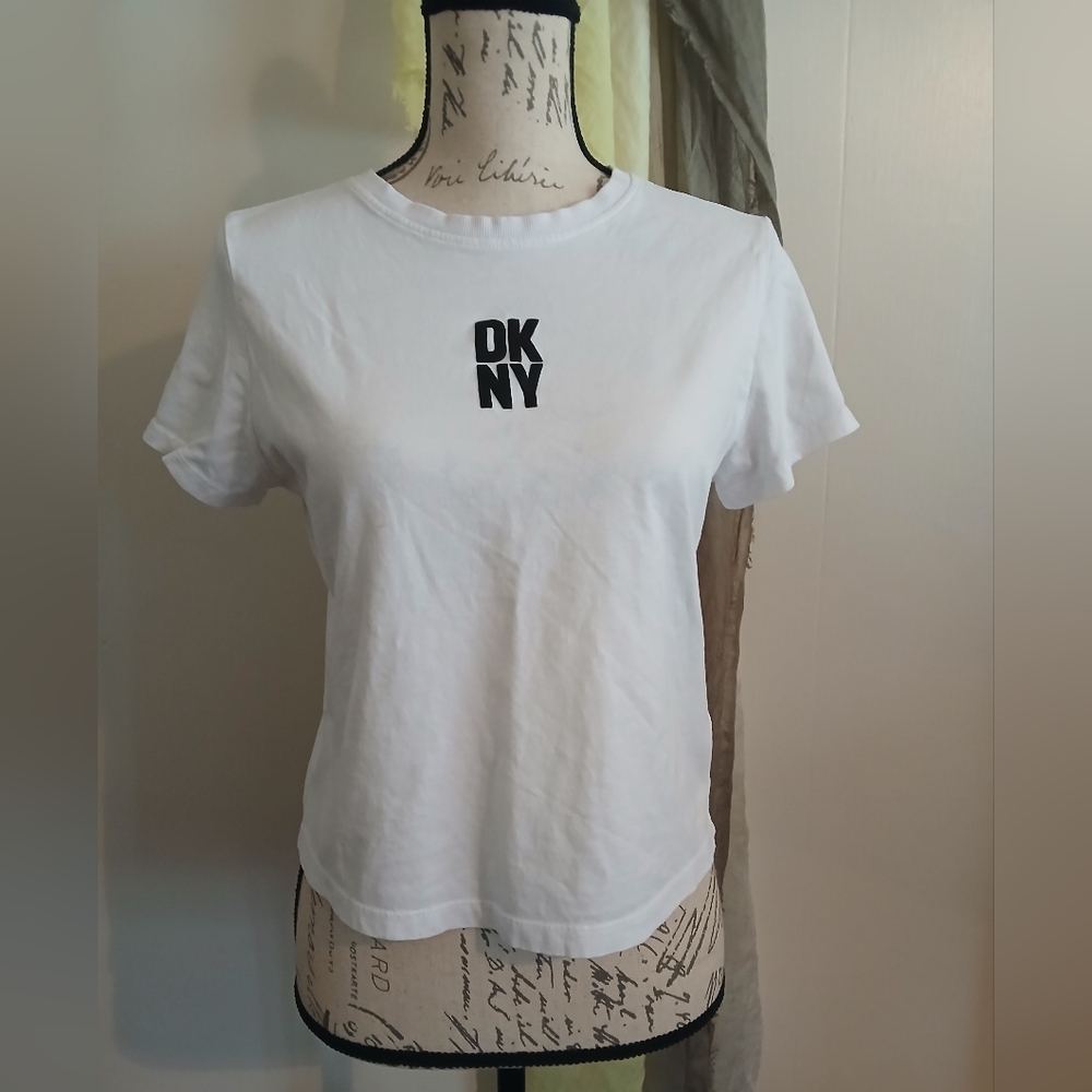 DKNY sport T shirt